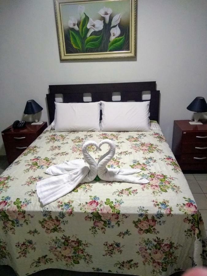Hotel Uniworld Araçatuba Kültér fotó